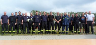 Feuerwehrleute beim Seminar Hochwasserschutz